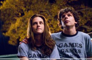 uhq-adventureland-stills-kris-looking-gorgeous-twilight-series-8217686-2560-1679